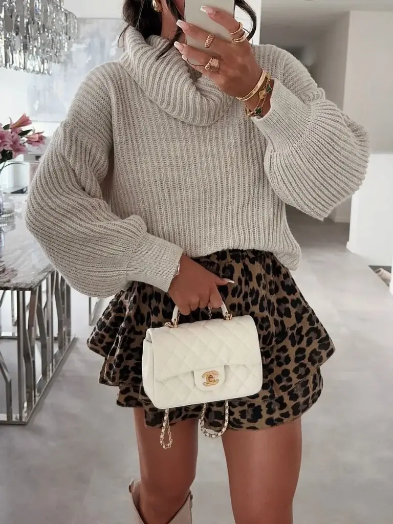 Pull en col roulé (Beige)